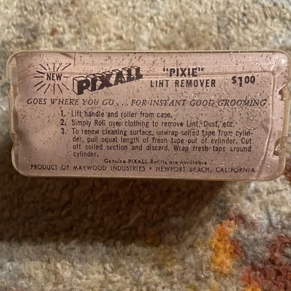 Vintage compact lint